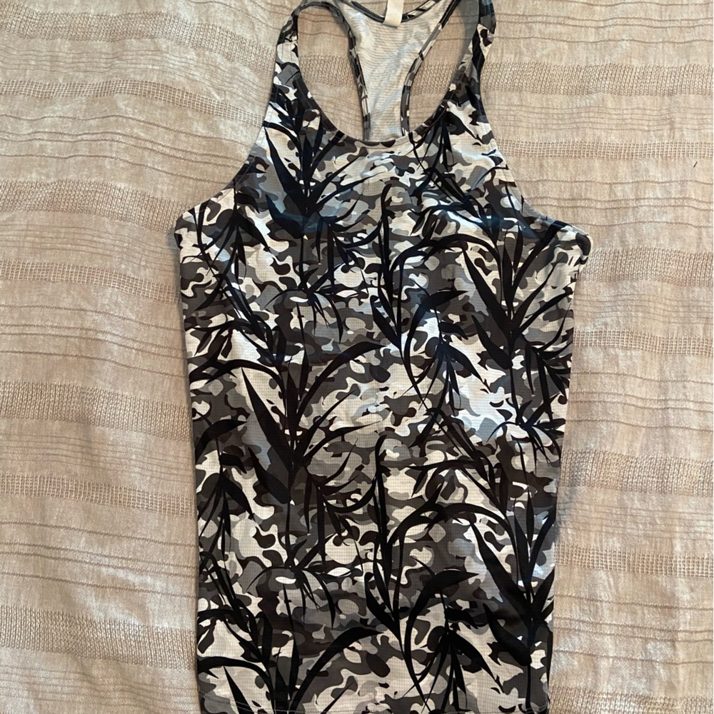 Under Armour Black & White Workout Tank